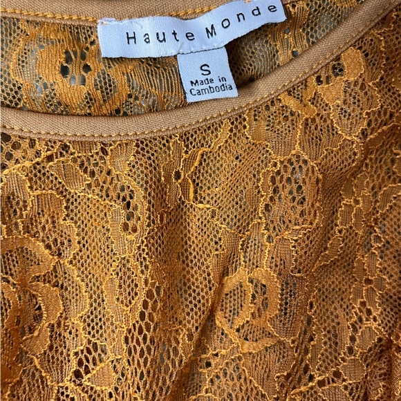 New Haute Monde Lace Full Flutter Honeyed Yellow Top S Sheer
New without tags - Picture 2 of 8